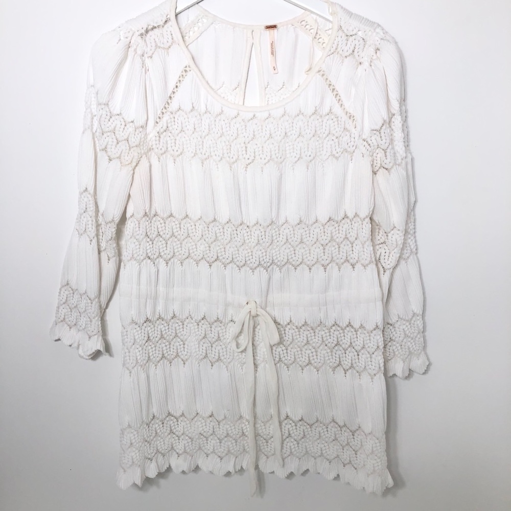 Free People White Knit Top Size Medium